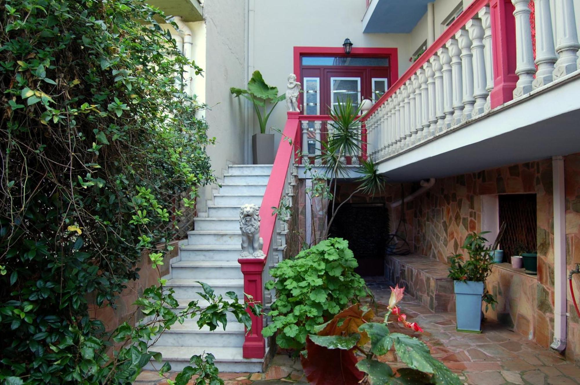 Alkyoni Apartments & Studios Poros  Exterior photo